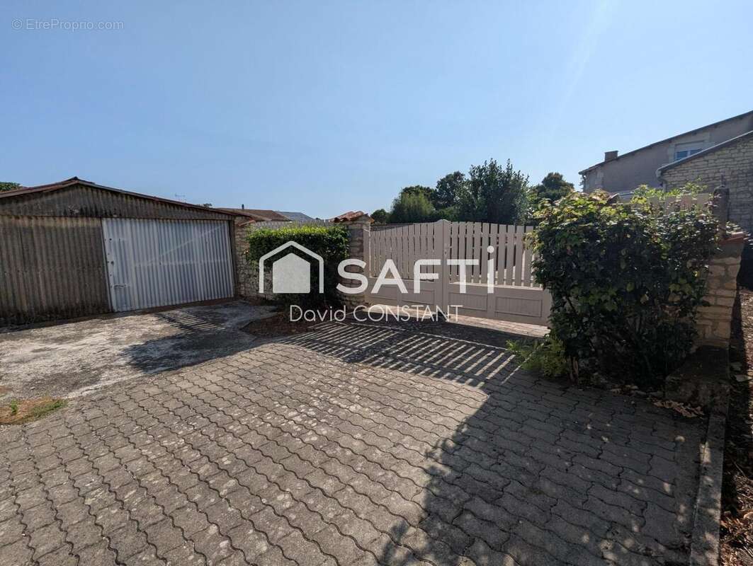 Photo 5 - Maison à MAUZE-SUR-LE-MIGNON