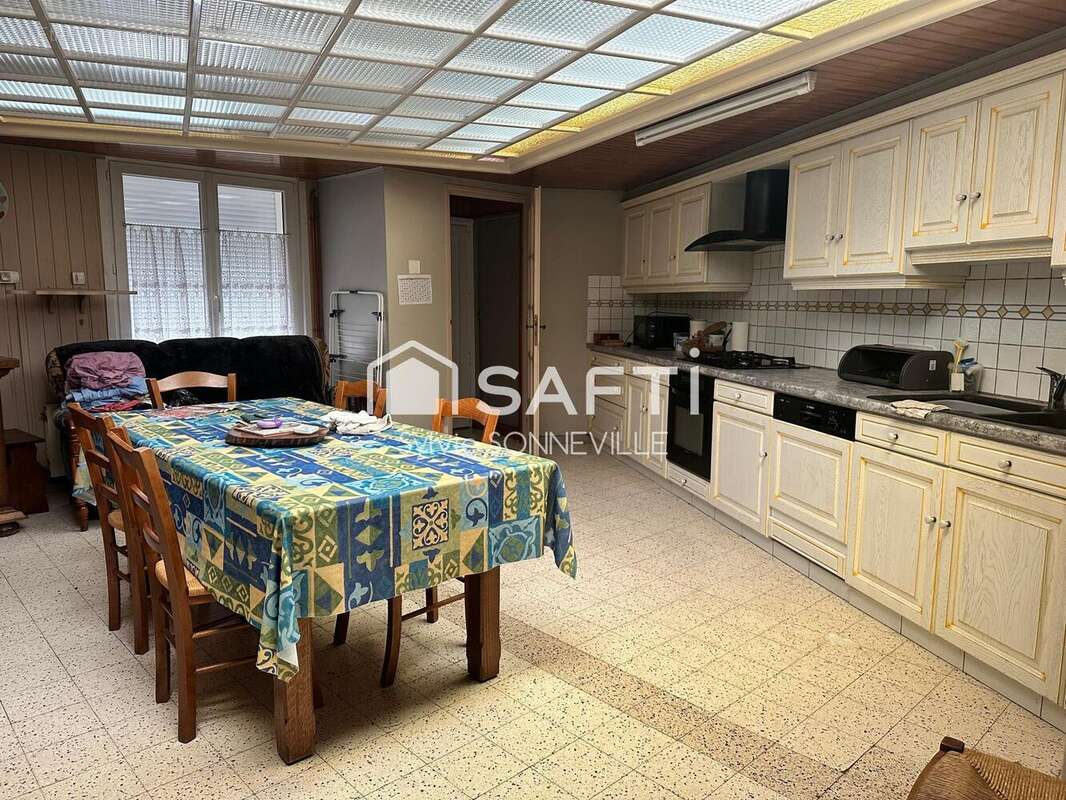 Photo 2 - Maison à SAINT-JANS-CAPPEL