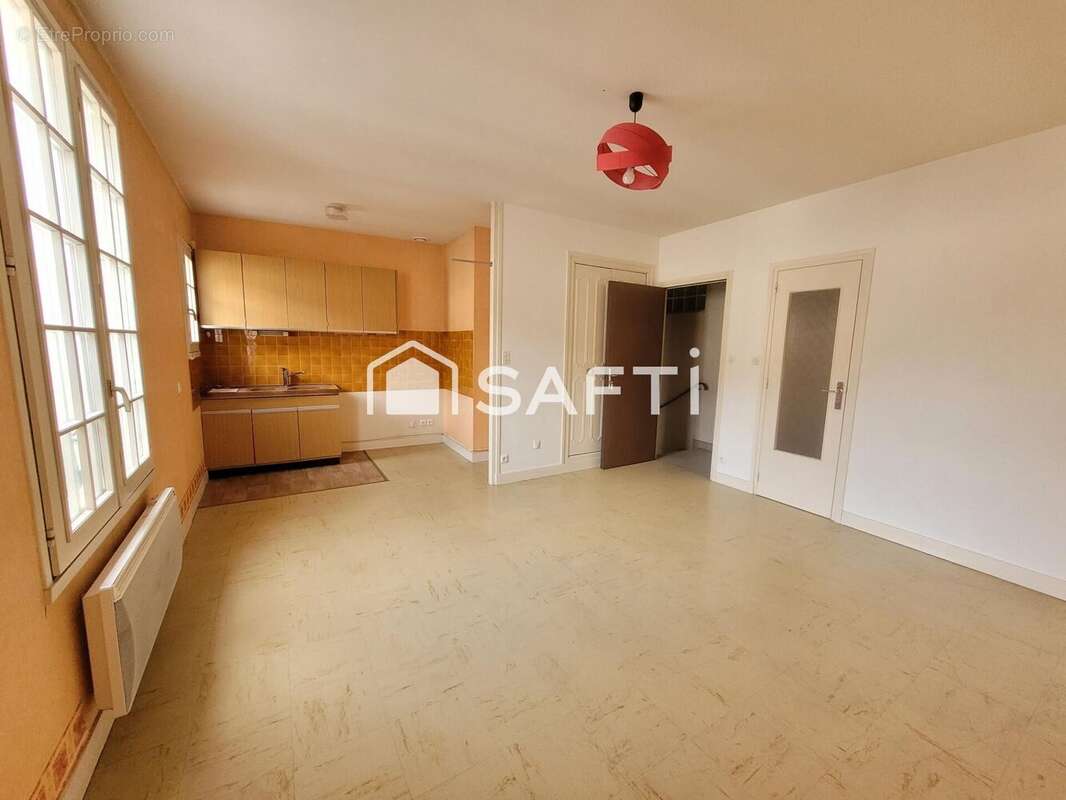 Photo 5 - Appartement à DESCARTES