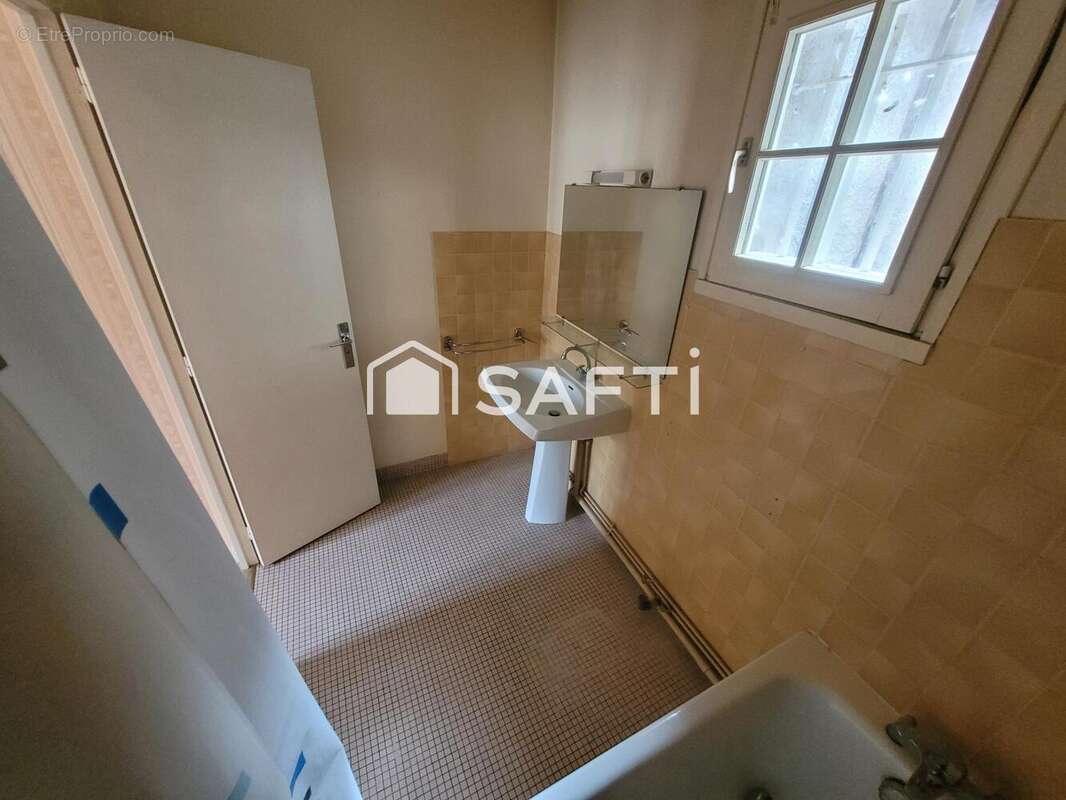 Photo 8 - Appartement à DESCARTES