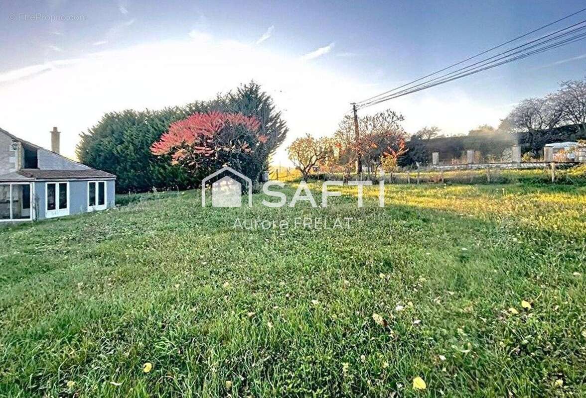 Photo 3 - Maison à SAINT-EPAIN