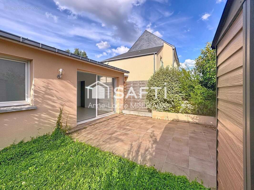 Photo 2 - Maison à CHARTRES-DE-BRETAGNE