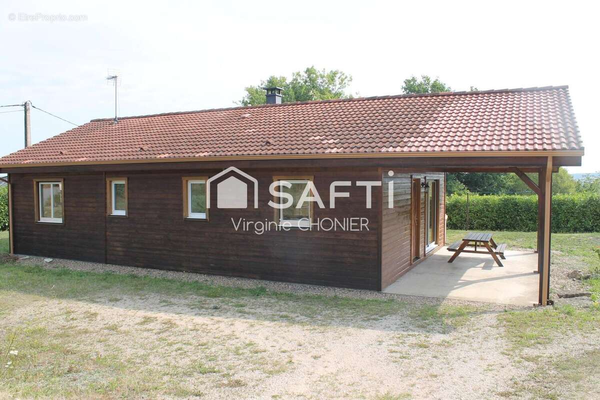 Photo 2 - Maison à CREUZIER-LE-NEUF