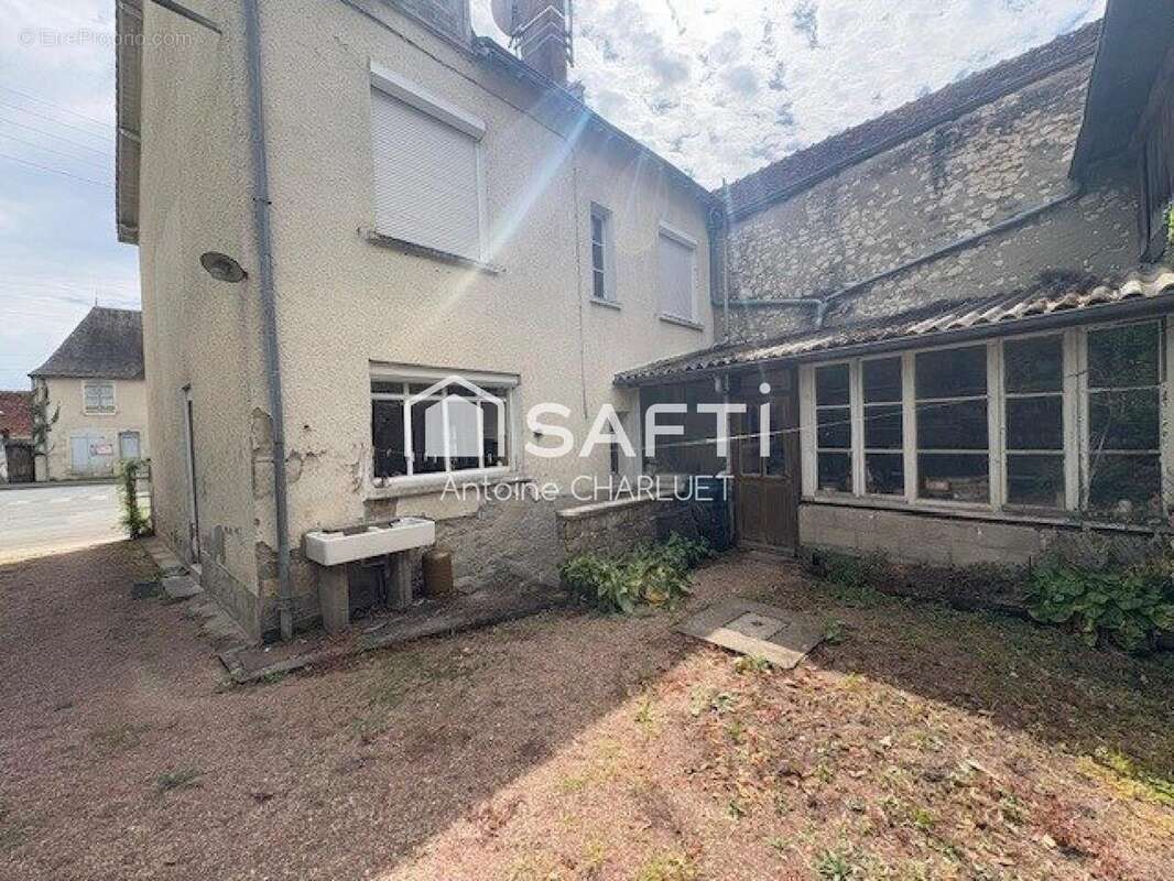 Photo 2 - Maison à CLION