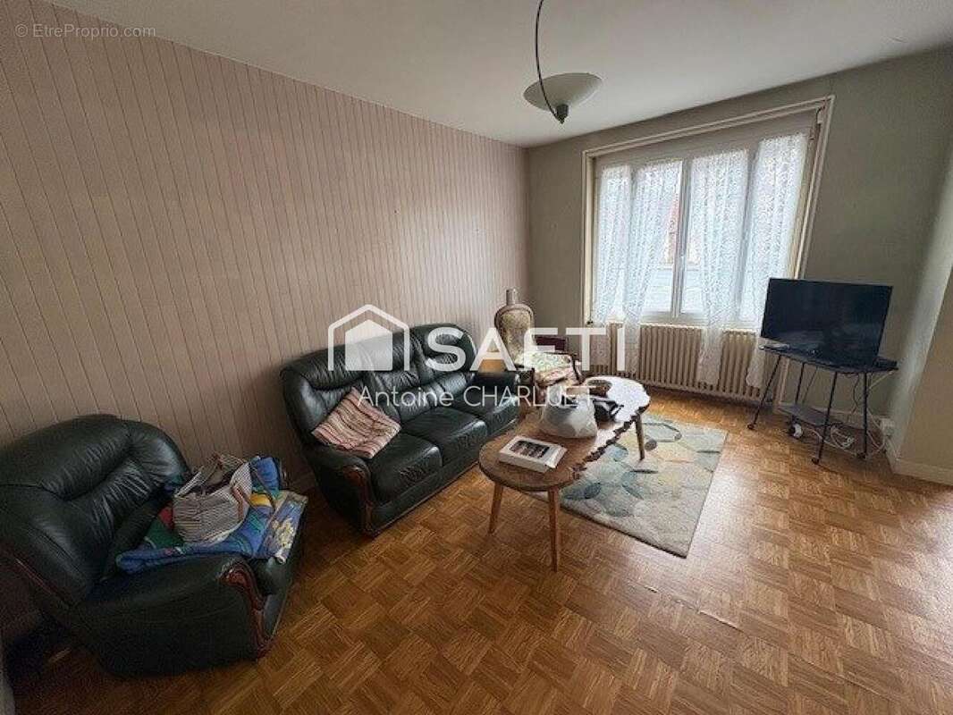 Photo 5 - Maison à CLION