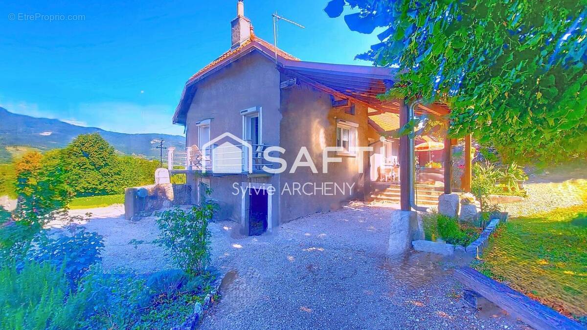 Photo 1 - Maison à LES MARCHES