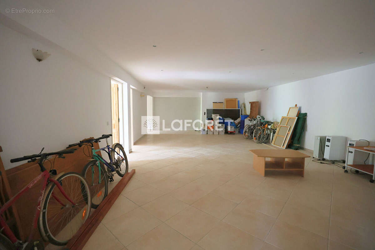 Maison à ROQUEFORT-LES-PINS