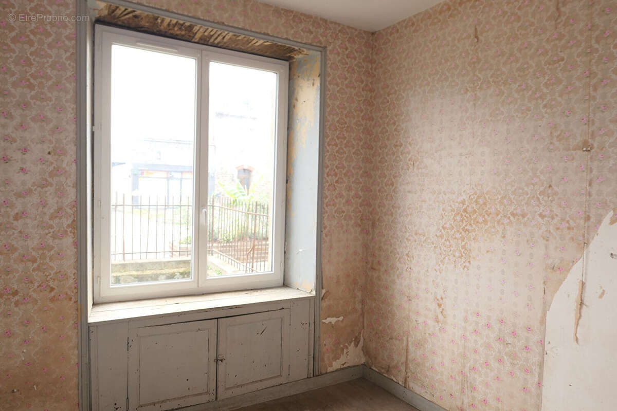 Maison à SAINT-HILAIRE-DU-HARCOUET