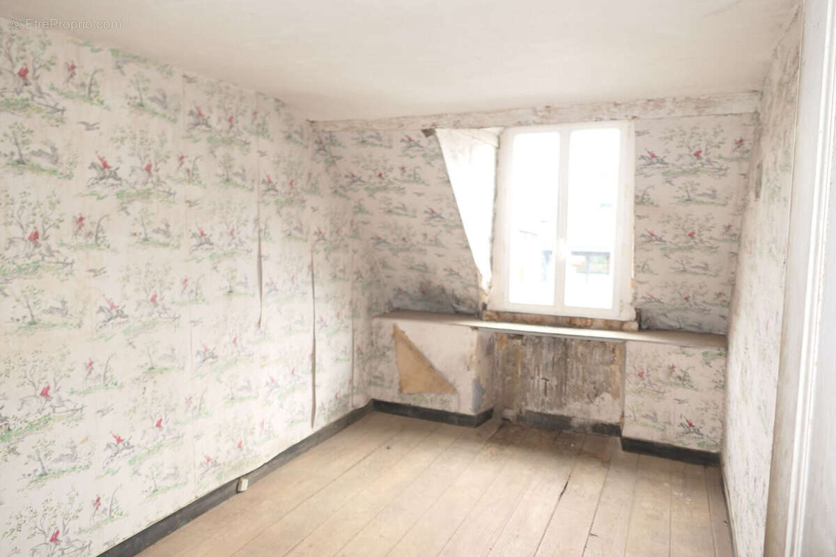 Maison à SAINT-HILAIRE-DU-HARCOUET