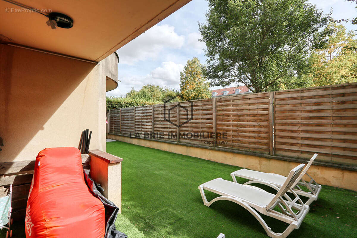 Appartement à MOISSY-CRAMAYEL