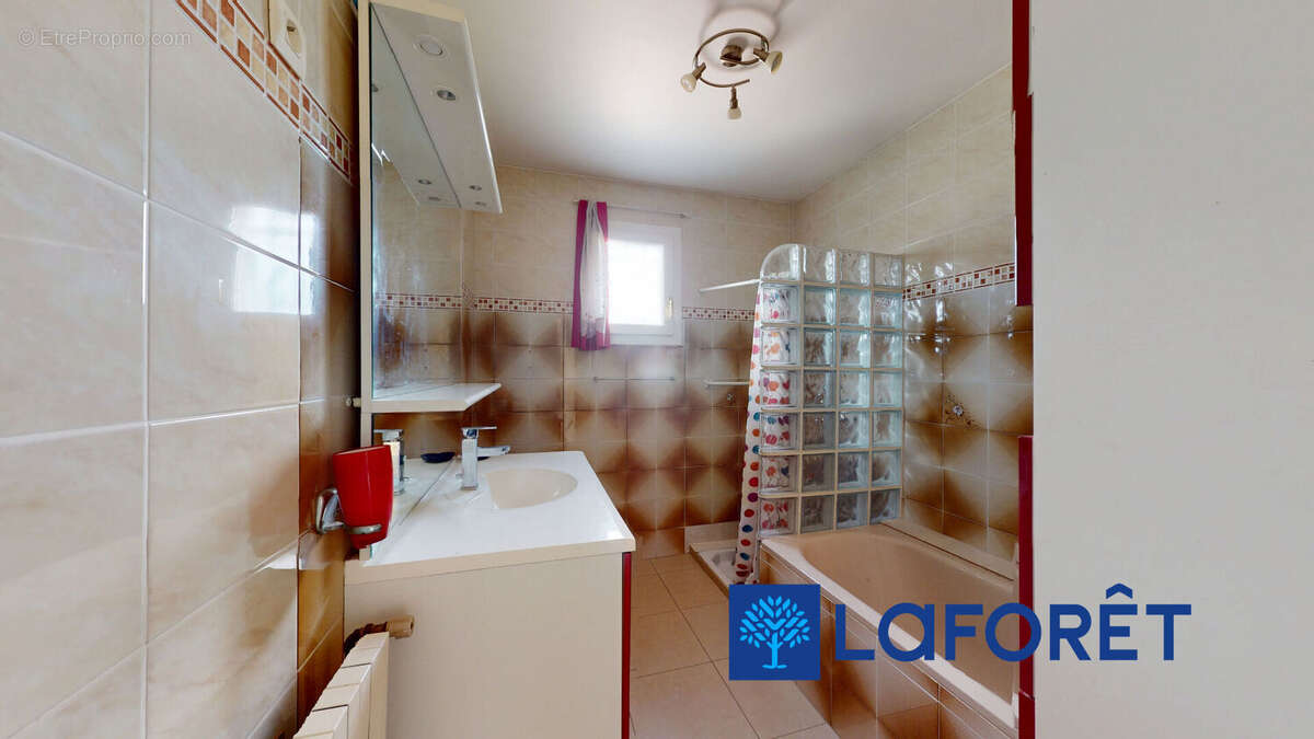 Maison à ATHIS-MONS