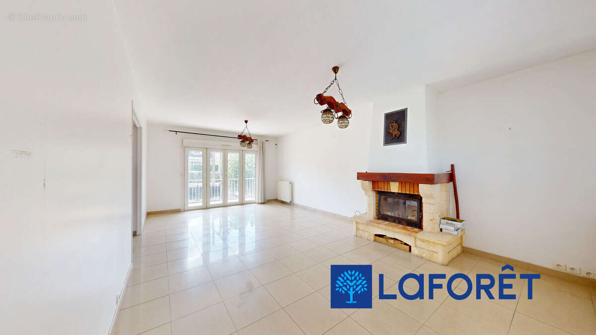 Maison à ATHIS-MONS