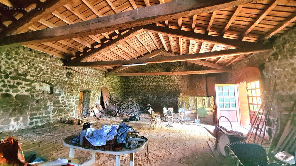 Maison à SAINT-PAL-DE-MONS