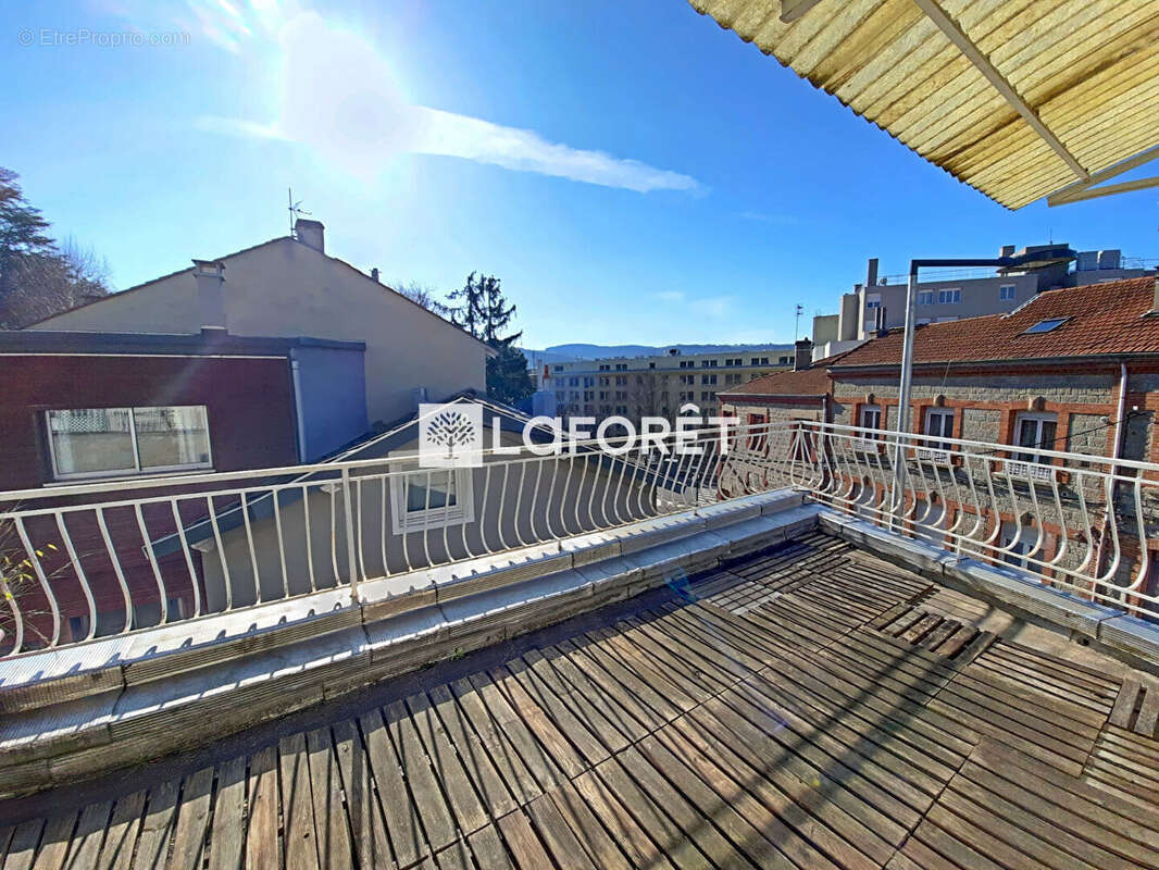 Appartement à SAINT-ETIENNE