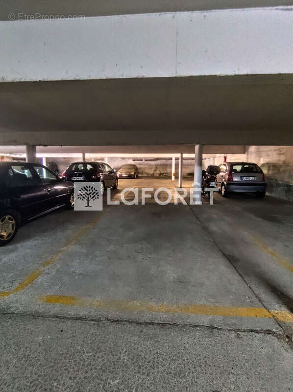 Parking à PERPIGNAN