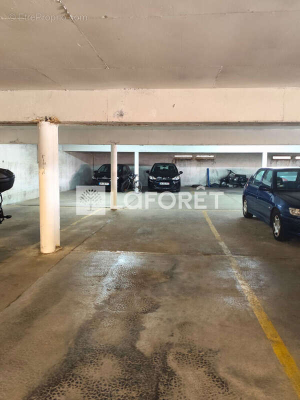 Parking à PERPIGNAN