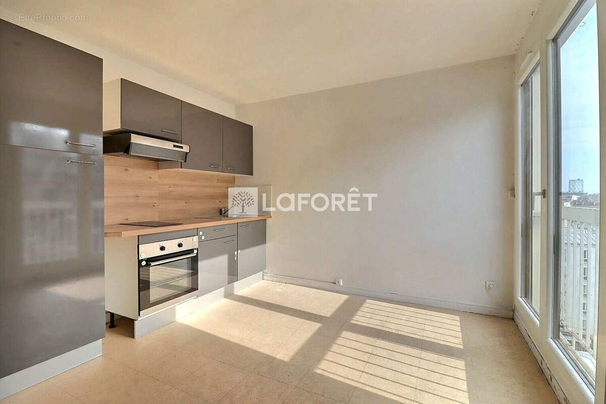 Appartement à SAINT-OUEN