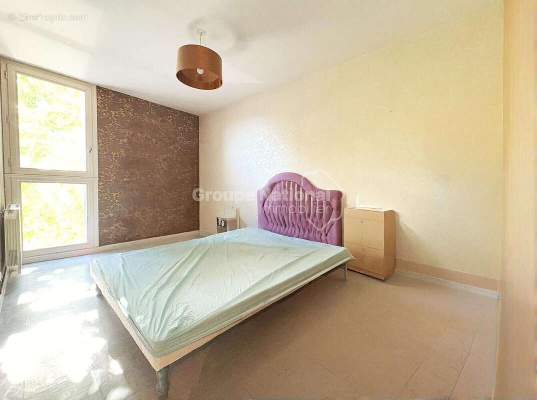 Appartement à SALON-DE-PROVENCE