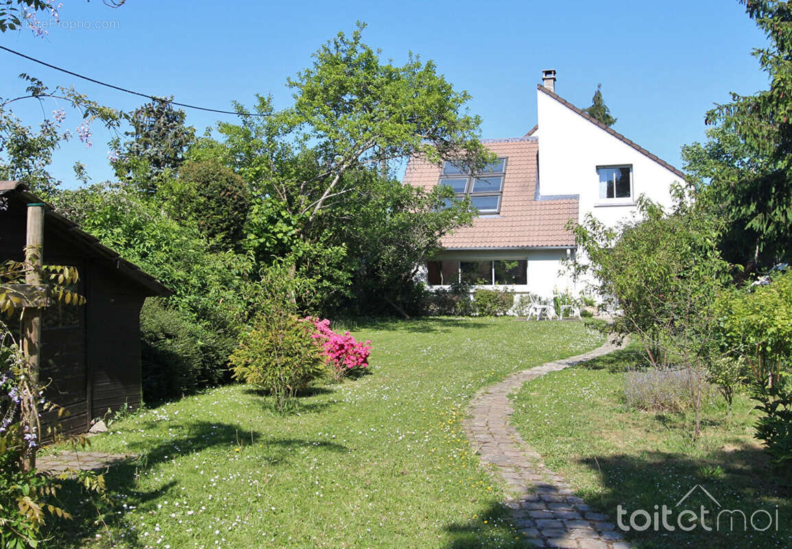 Maison à MAGNY-LES-HAMEAUX