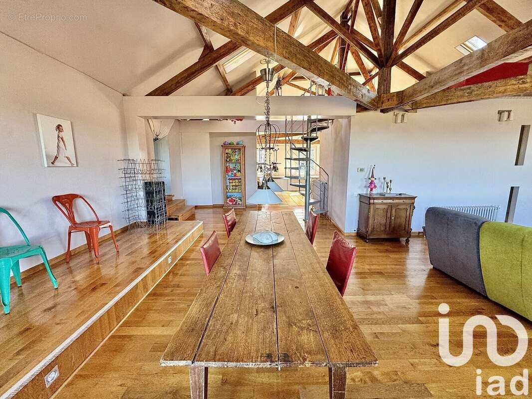 Photo 2 - Autre à CHATEAUNEUF-LA-FORET