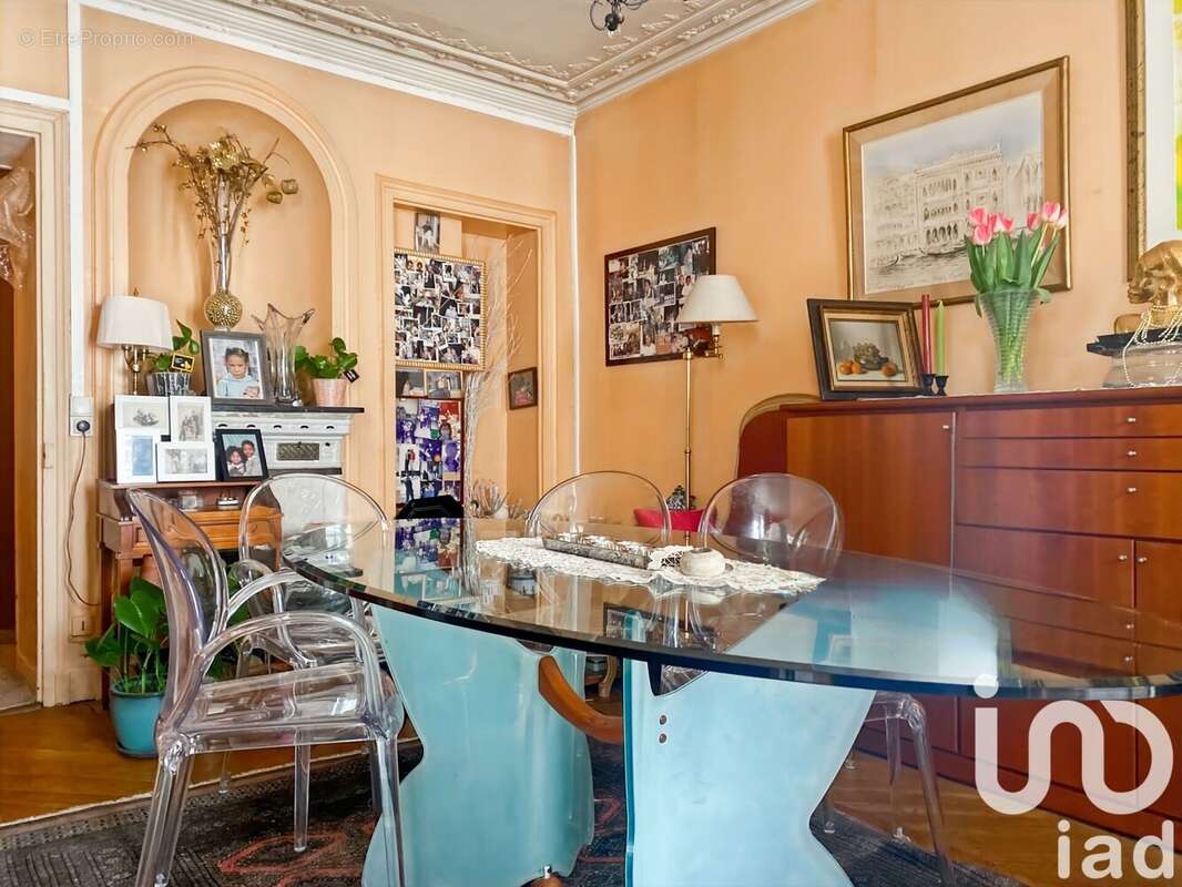 Photo 3 - Appartement à PARIS-17E