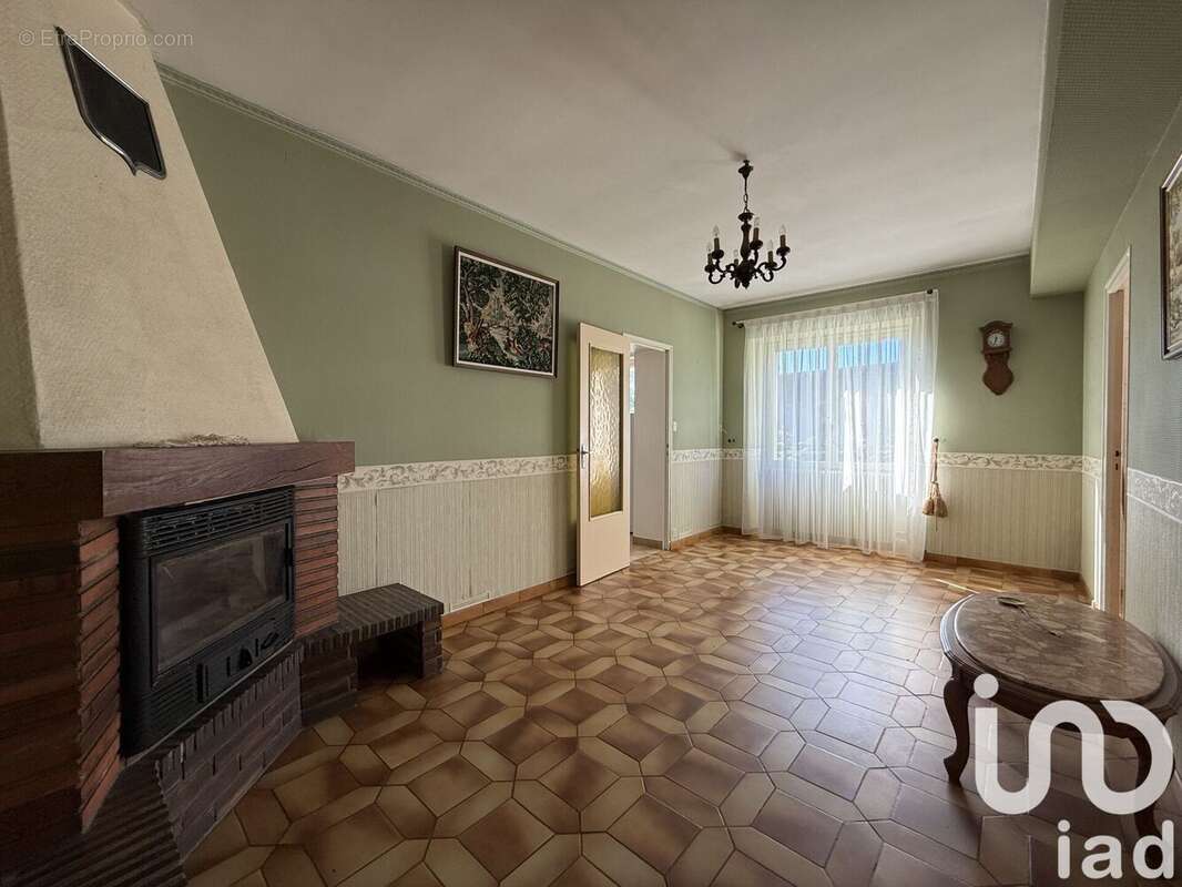 Photo 3 - Maison à DOLLOT