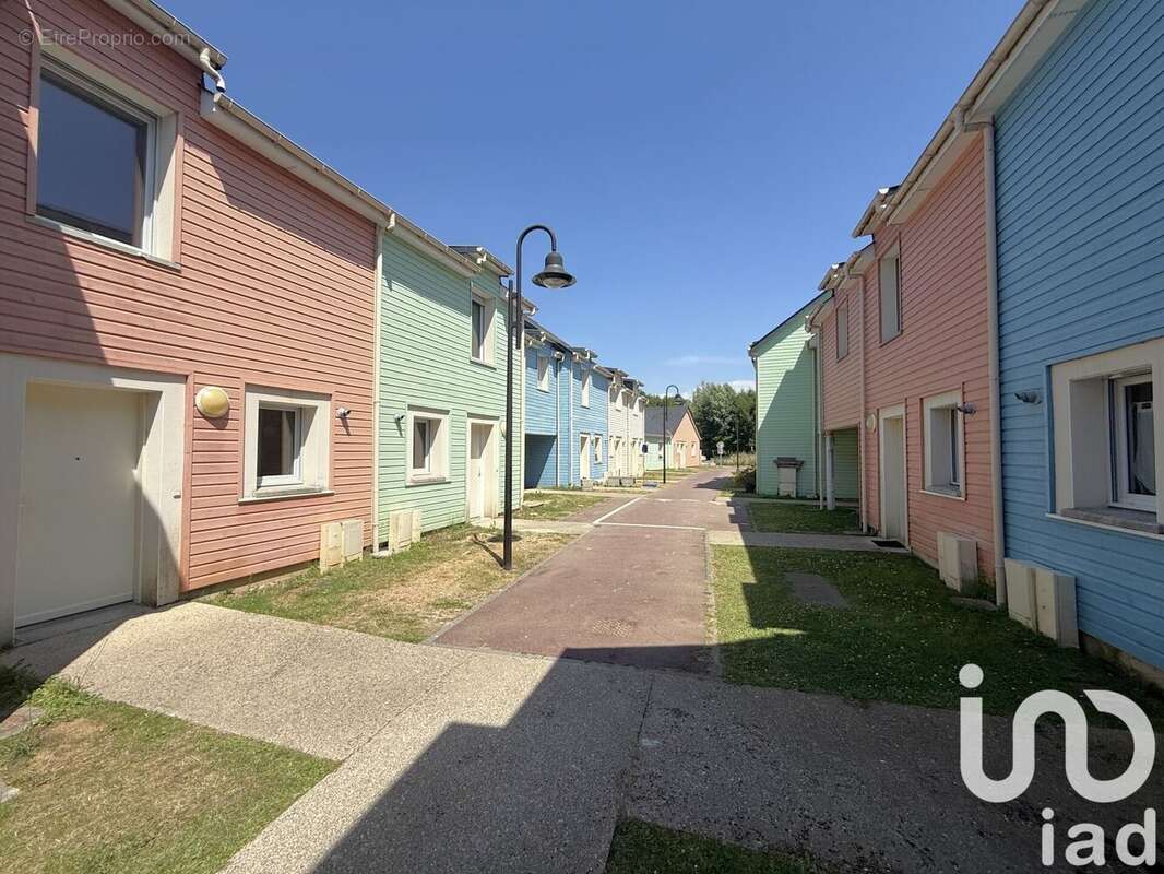 Photo 2 - Maison à LA RIVIERE-SAINT-SAUVEUR