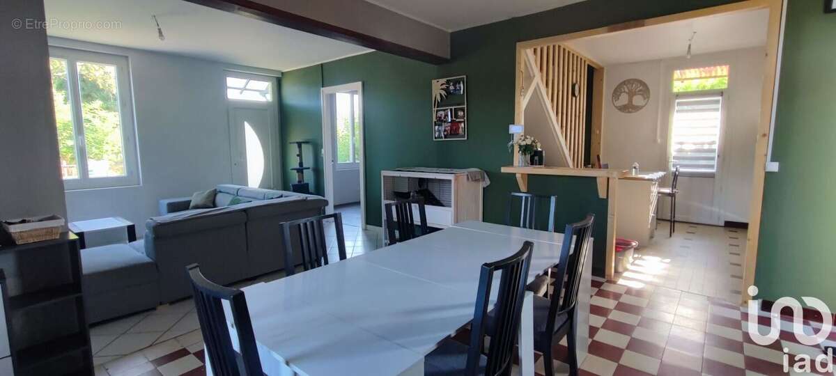 Photo 9 - Maison à SAUGNAC-ET-CAMBRAN