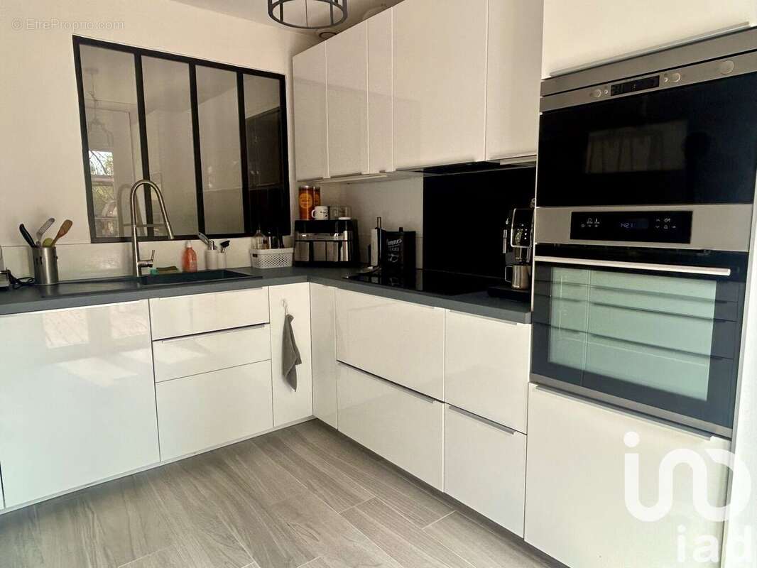 Photo 7 - Maison à SAINT-MAXIMIN-LA-SAINTE-BAUME