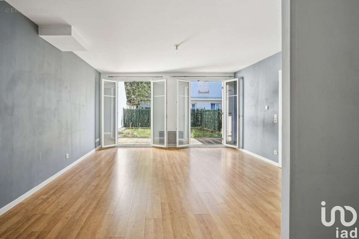 Photo 2 - Maison à BONDOUFLE