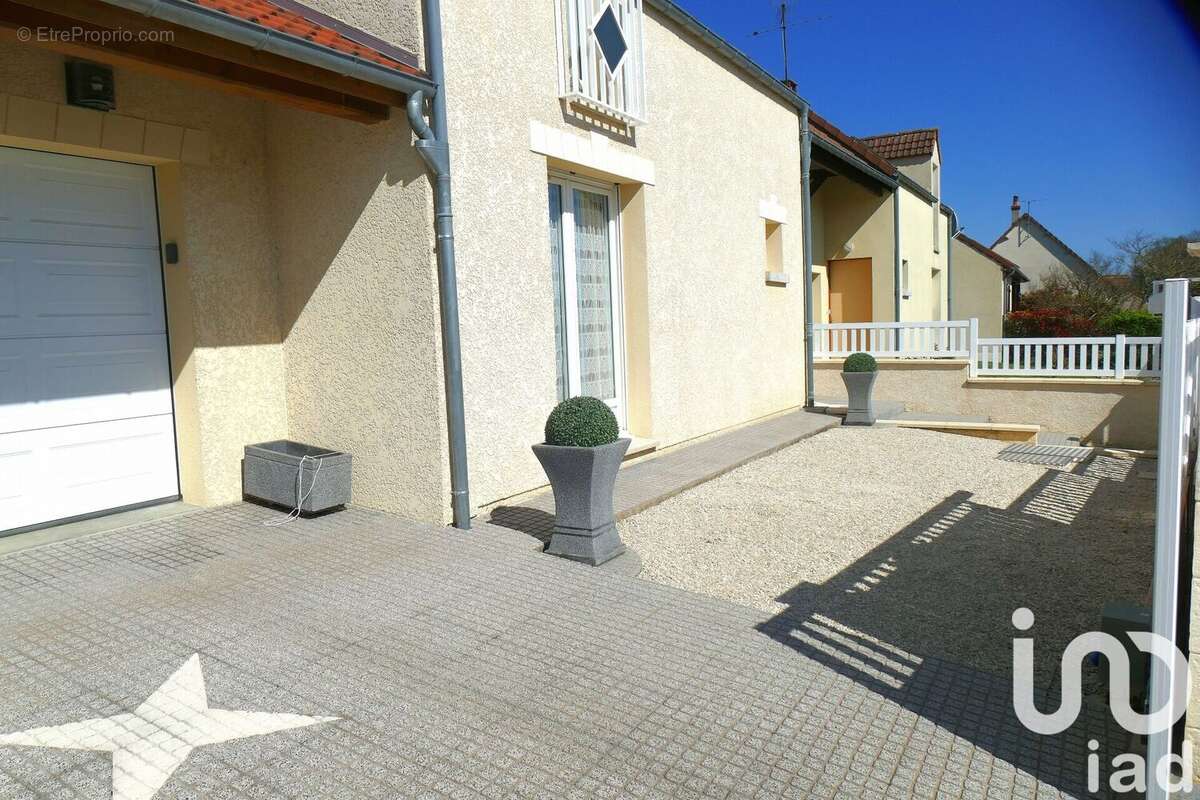 Photo 2 - Maison à BLENEAU