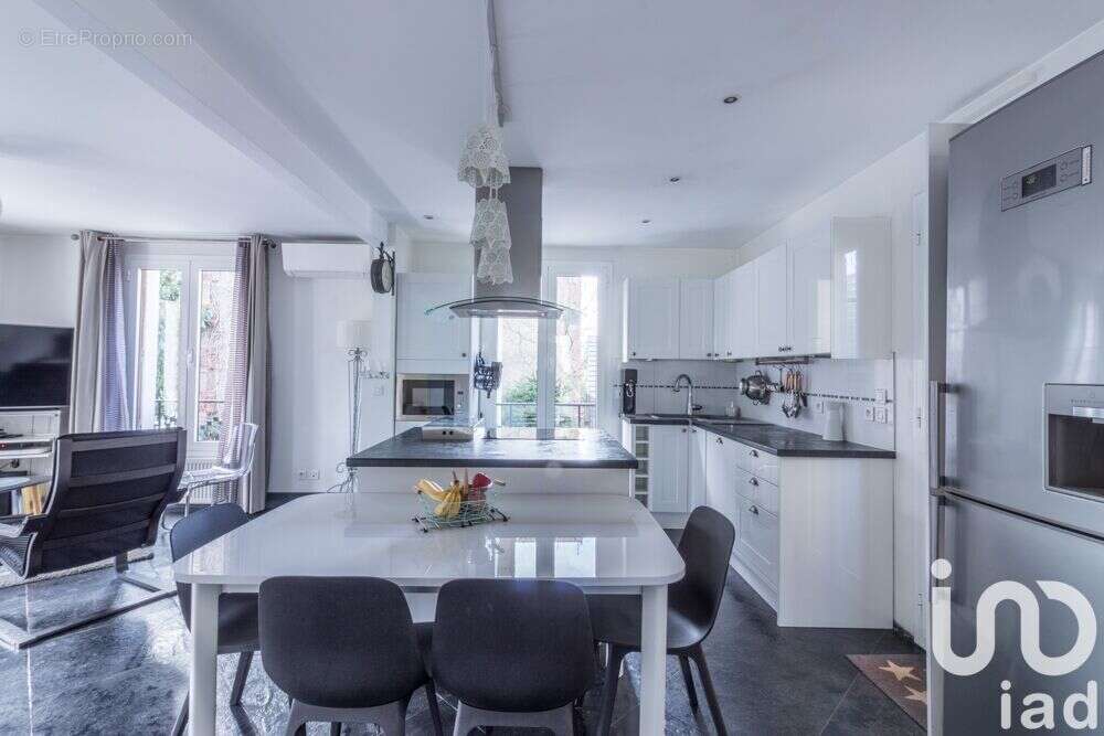 Photo 4 - Maison à SARTROUVILLE