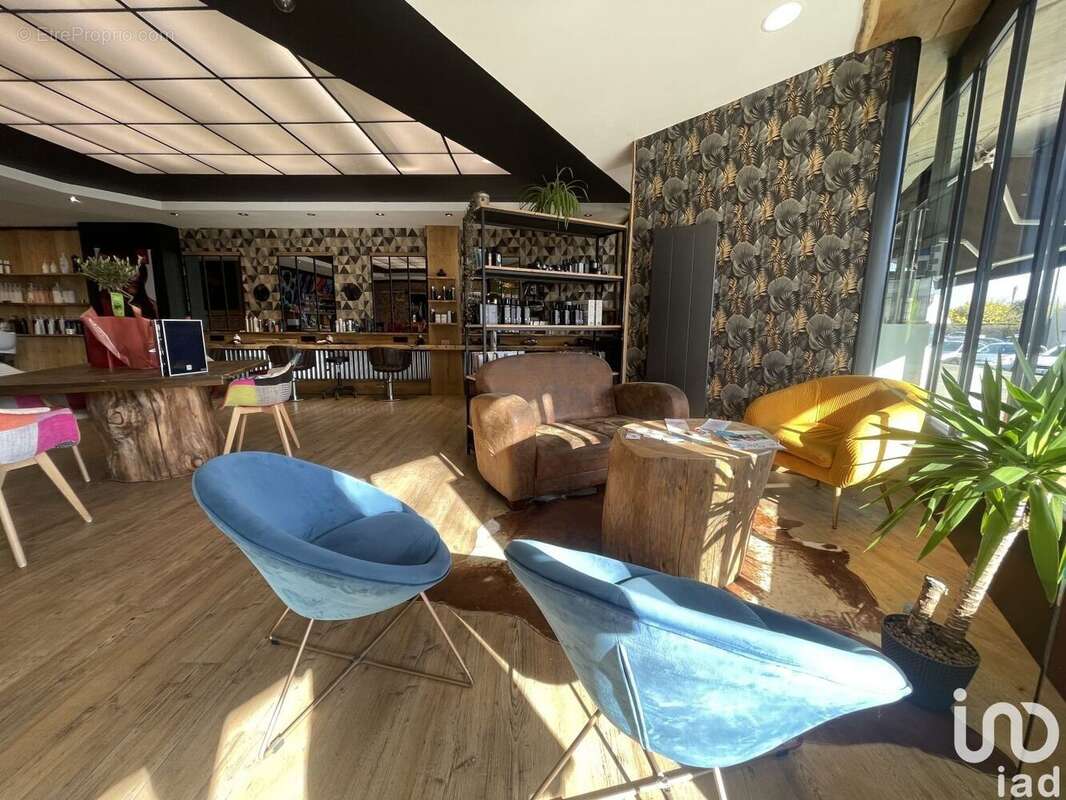 Photo 6 - Commerce à YFFINIAC