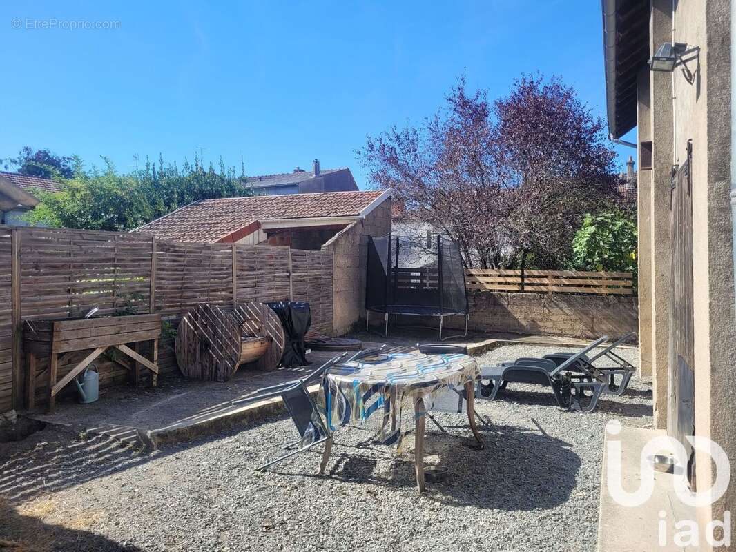 Photo 2 - Appartement à GUEUGNON