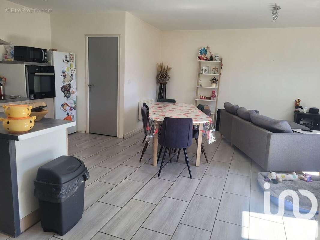Photo 8 - Appartement à GUEUGNON