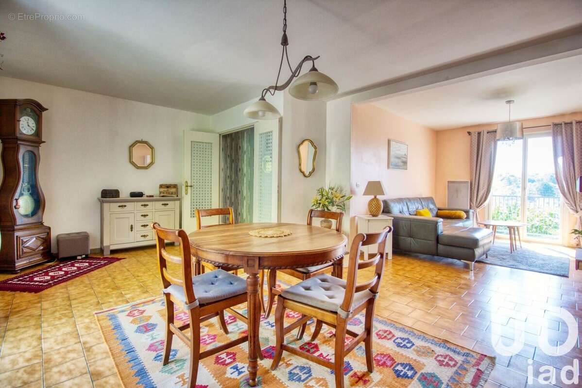 Photo 2 - Maison à SERAINCOURT