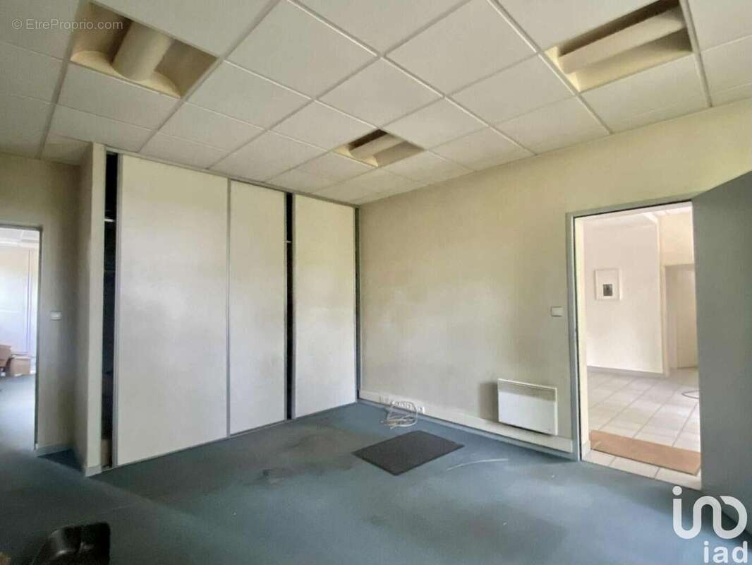 Photo 7 - Commerce à NERAC