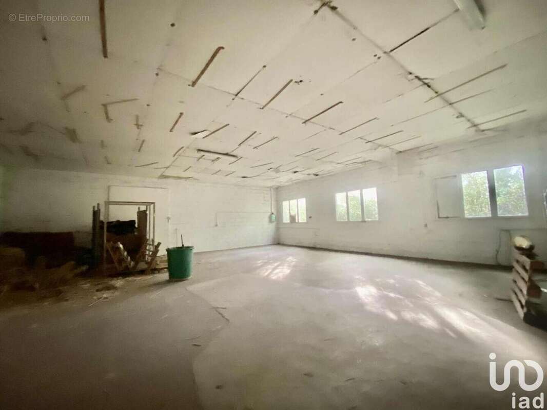 Photo 9 - Commerce à NERAC