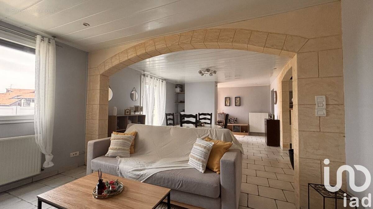 Photo 1 - Maison à CADILLAC