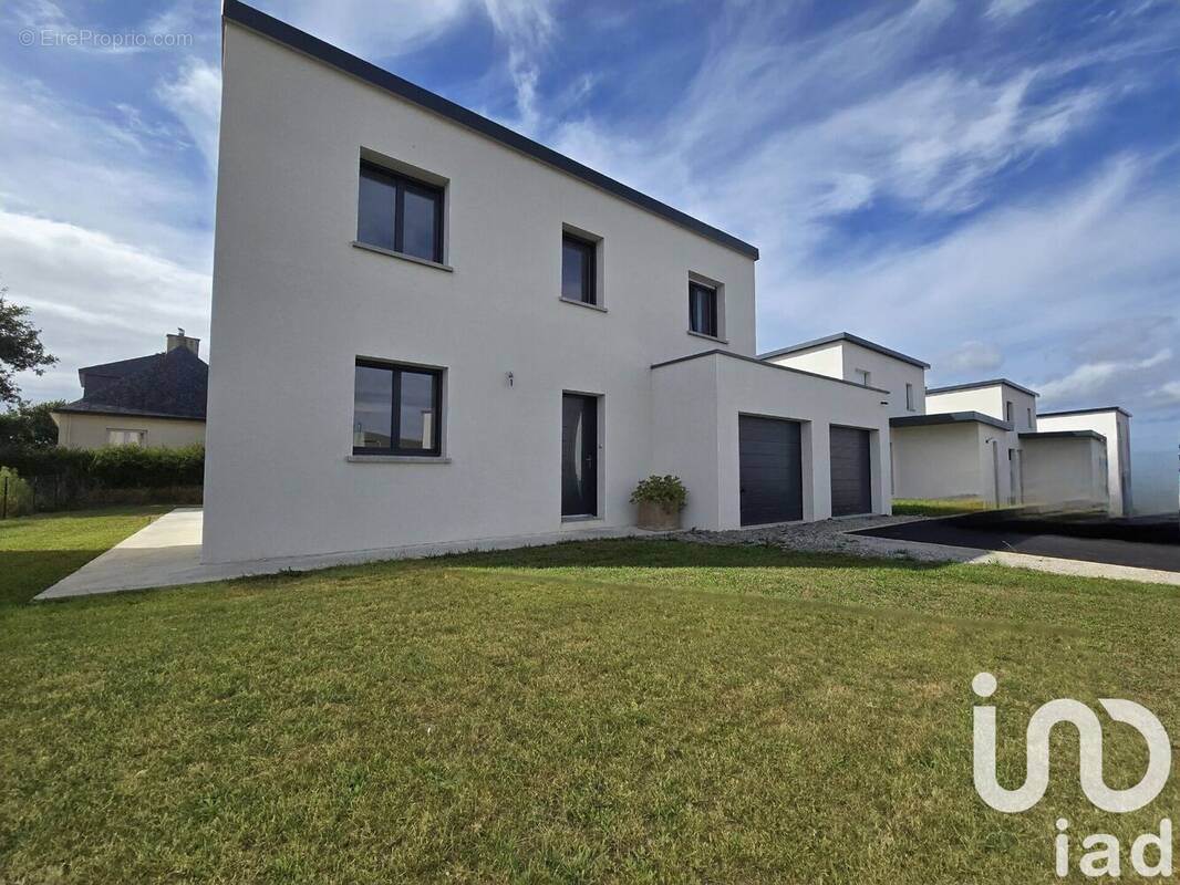 Photo 1 - Maison à SAINT-RENAN