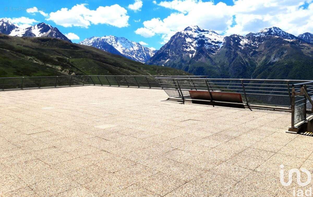 Photo 2 - Commerce à GERM