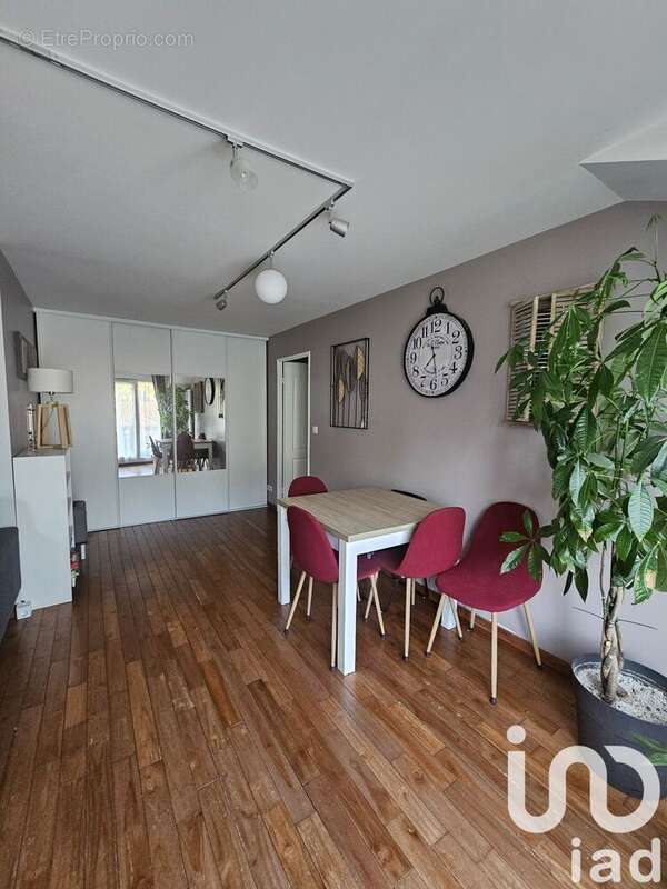 Photo 8 - Appartement à EMERAINVILLE