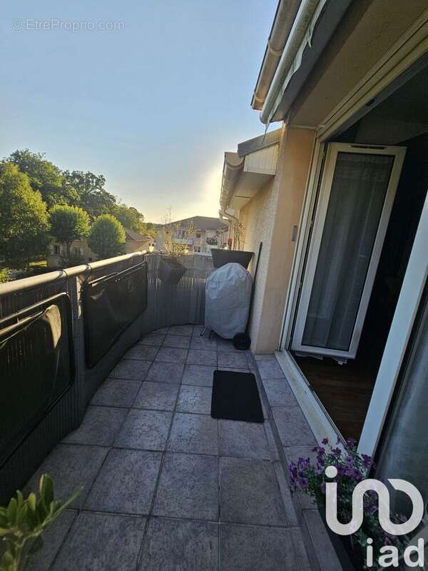 Photo 9 - Appartement à EMERAINVILLE