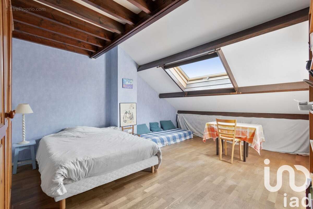 Photo 8 - Maison à VOISINS-LE-BRETONNEUX