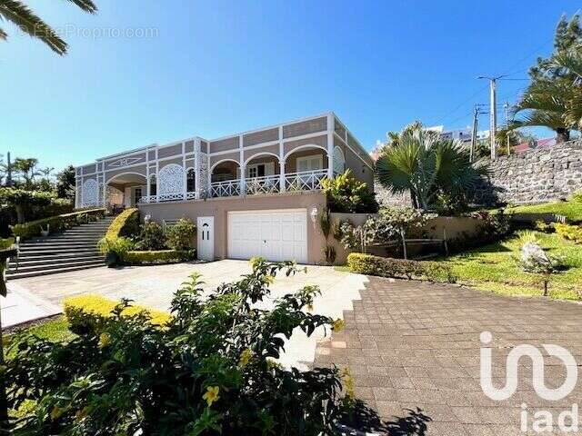 Photo 3 - Maison à SAINT-DENIS