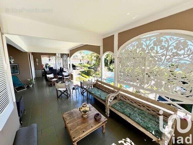 Photo 6 - Maison à SAINT-DENIS