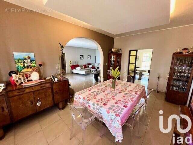 Photo 8 - Maison à SAINT-DENIS