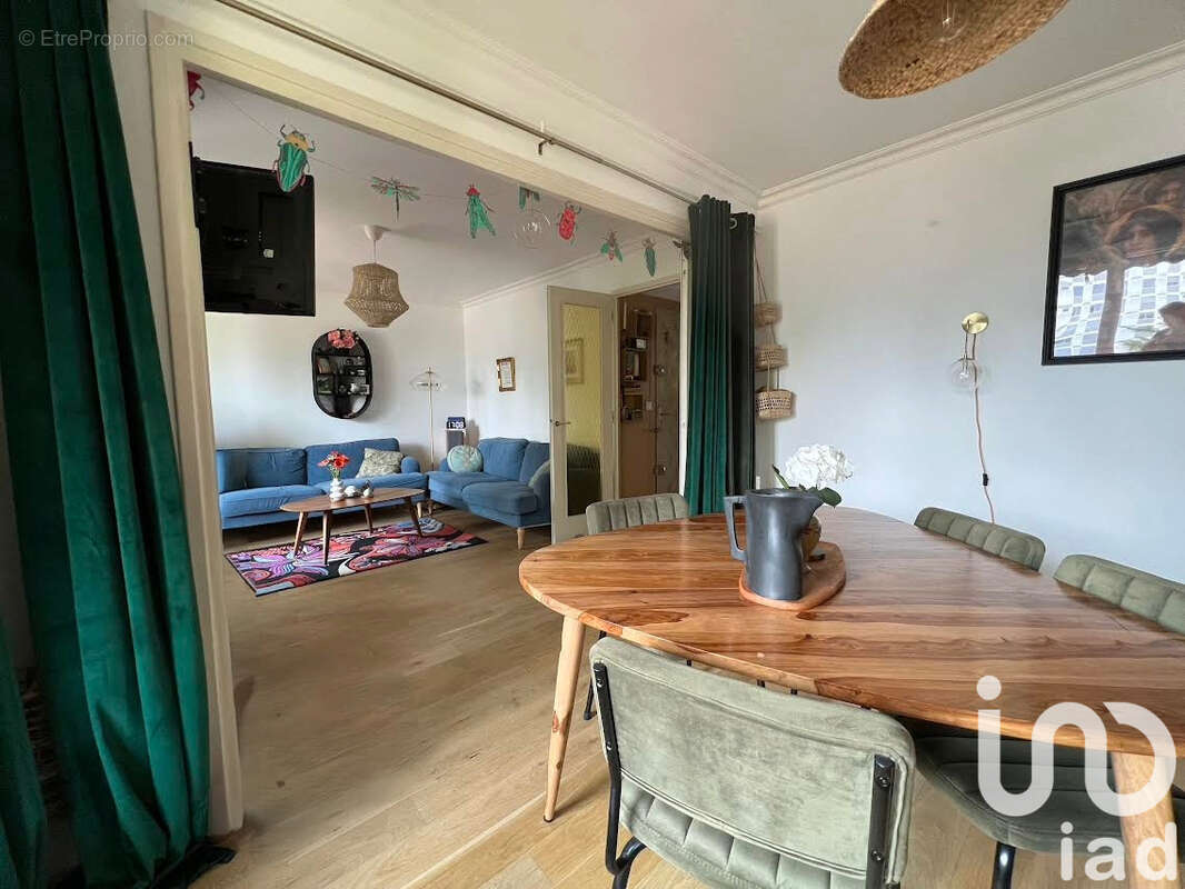 Photo 2 - Appartement à CALUIRE-ET-CUIRE