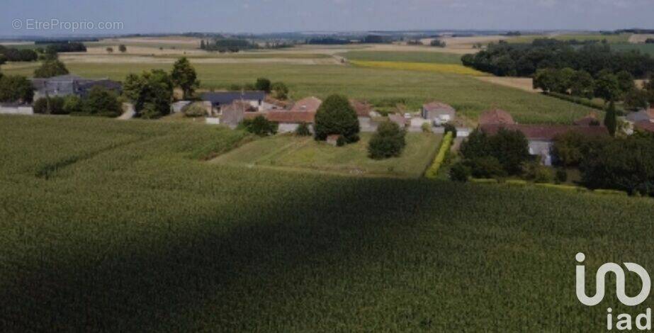 Photo 1 - Terrain à SERIGNY