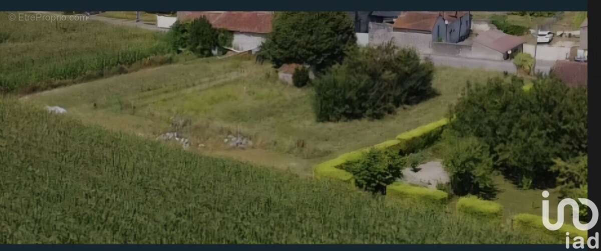 Photo 2 - Terrain à SERIGNY